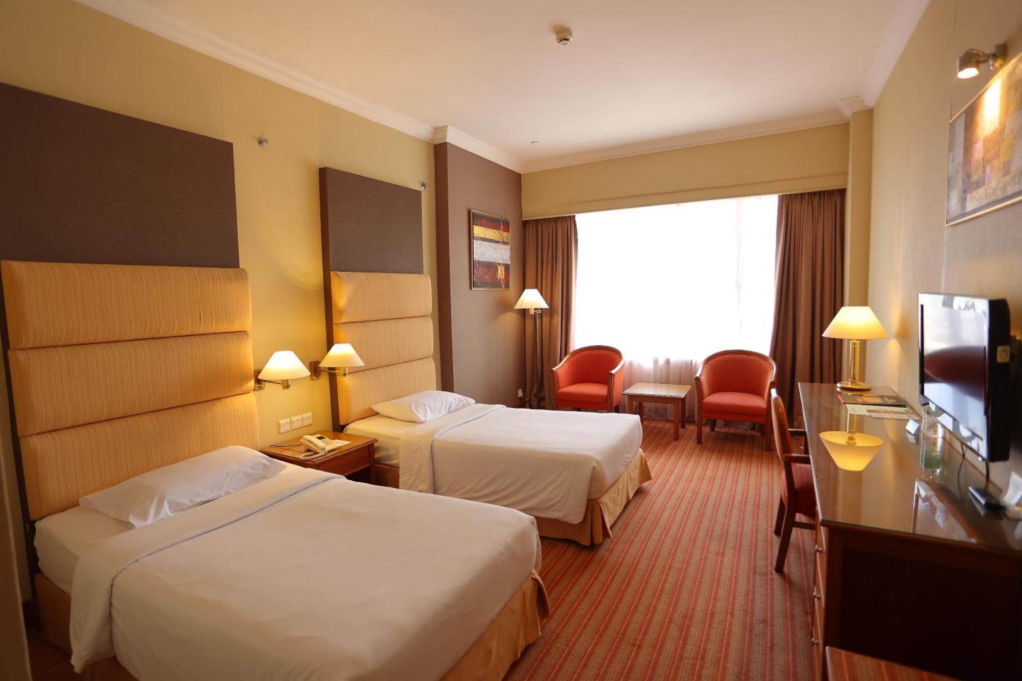 Dynasty Hotel Miri Exterior foto