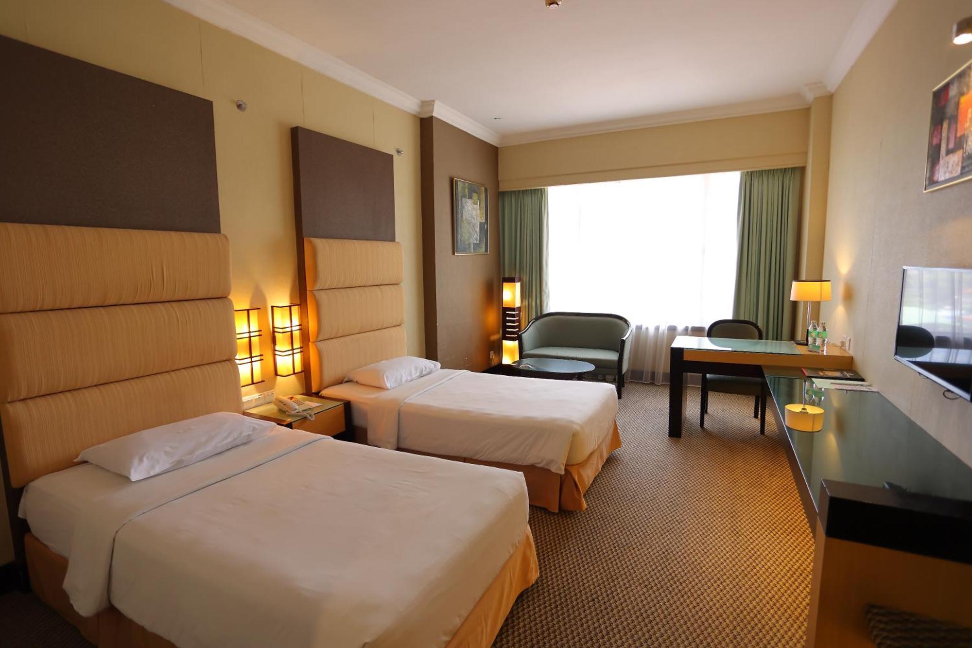 Dynasty Hotel Miri Exterior foto