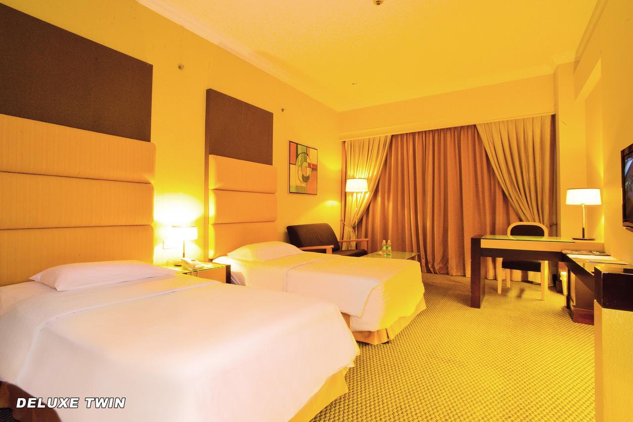 Dynasty Hotel Miri Exterior foto